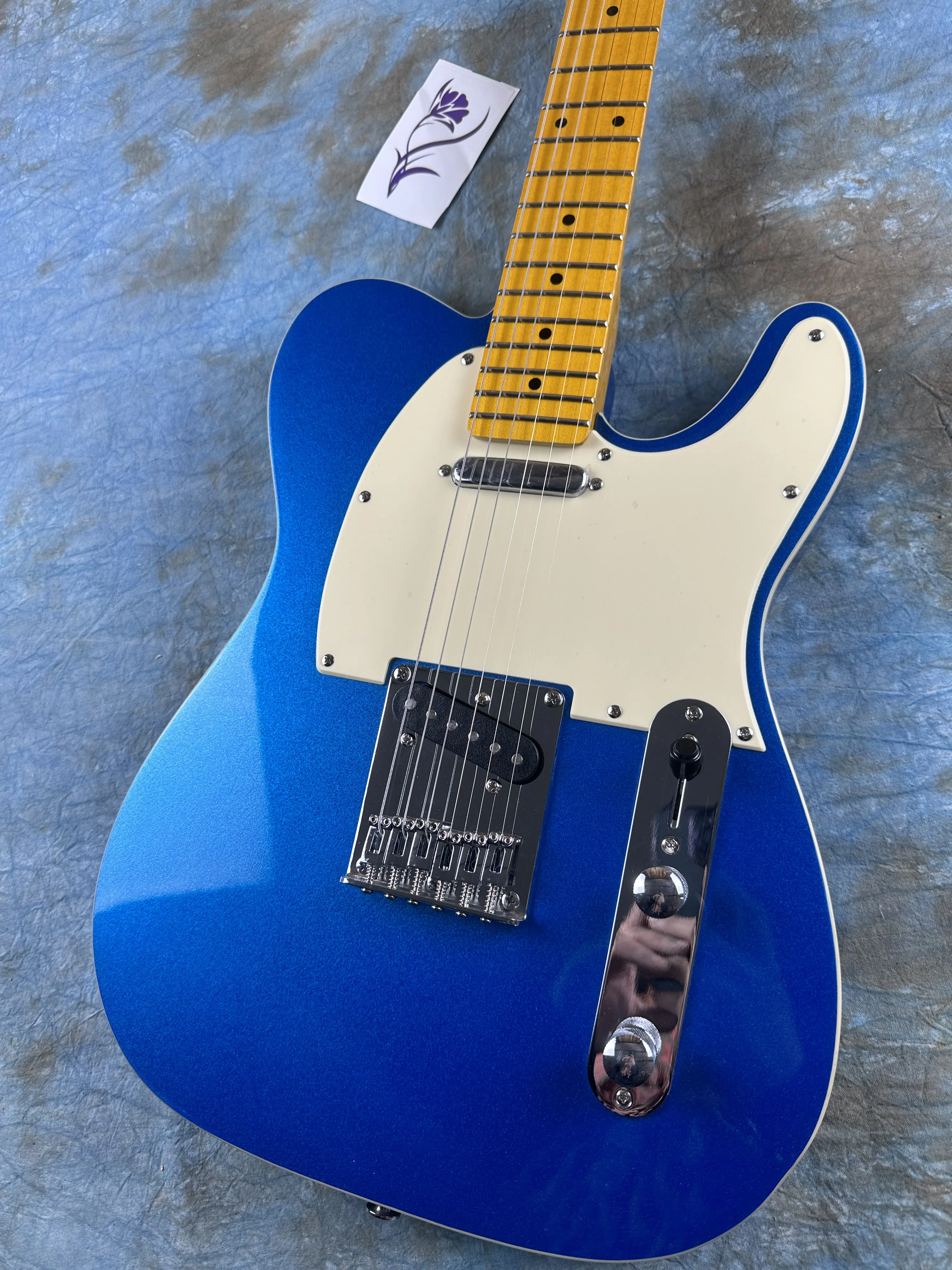 Telecast Electric Guitar Imported alder wood body shining blue and silver all over sandwich lightning package electric guitar electric guitar kit
