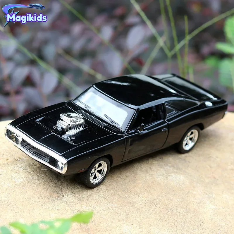1:32 Fast & Furious Dodge Charger Muscle Car Diecast Car Modello In Lega Di Metallo Pull Back Sound Light Car Kids Gift Collection A142