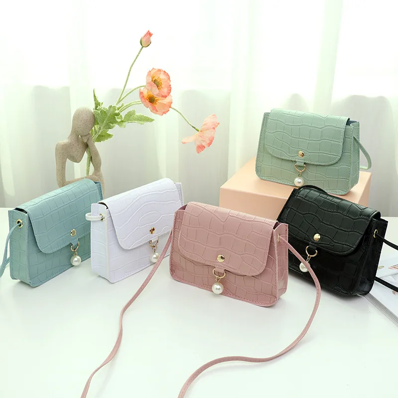 

Female Leather Solid Color Chain Female Bag 2023 New Shopping Bag Retro Casual Lady Underarm Handbag Stone Pattern Shoulder Bag