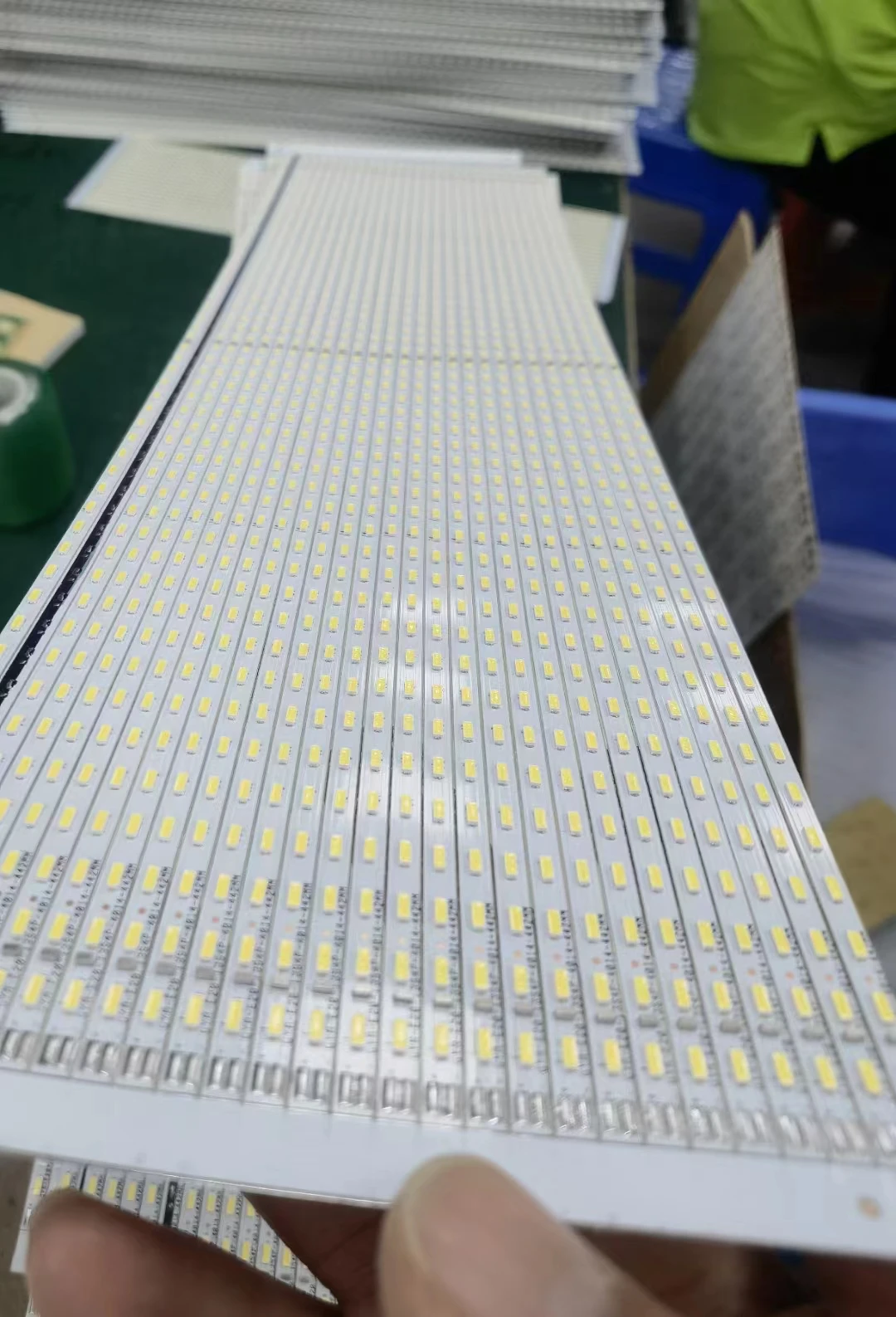 pcb services pcb manufacturing assembly smt and dip components