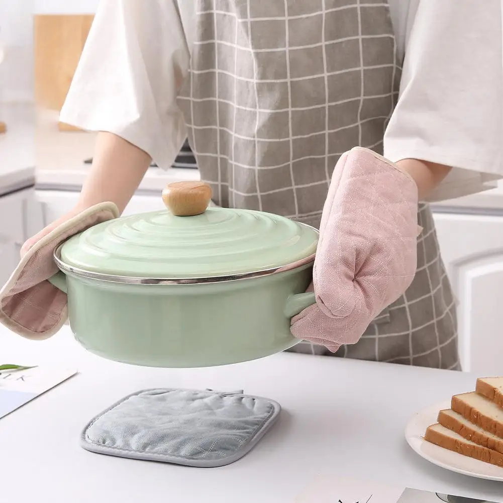 Double Heat Resistant Gloves For Microwave Oven Heat Resistant Padded Pan Padded Set Thickened Oven Baking Gloves