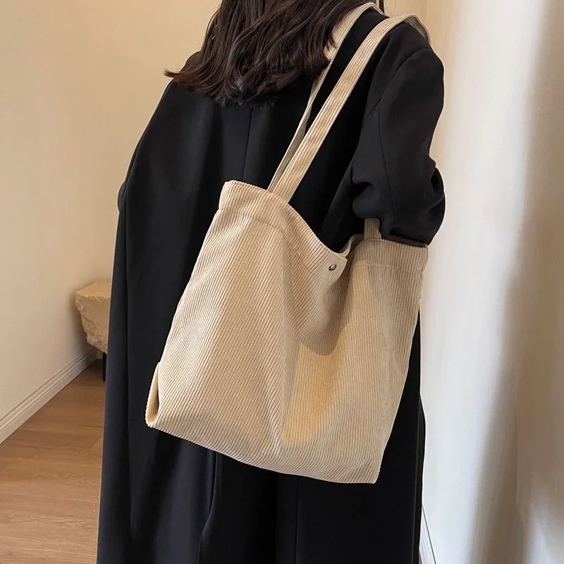 

Large Capacity Bag Female 2023 New Stripe Retro Versatile Student Class Ins Wind One Shoulder Commuting Tote Bag