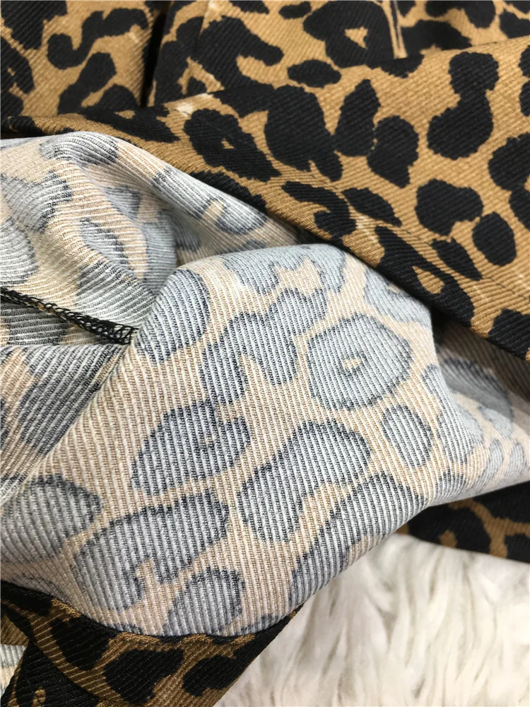 Korea Summer Women Hot Shorts 2022 New Long Legs Leopard Stretch Elastic High Waist Short Pants All-match Four Seasons Wear