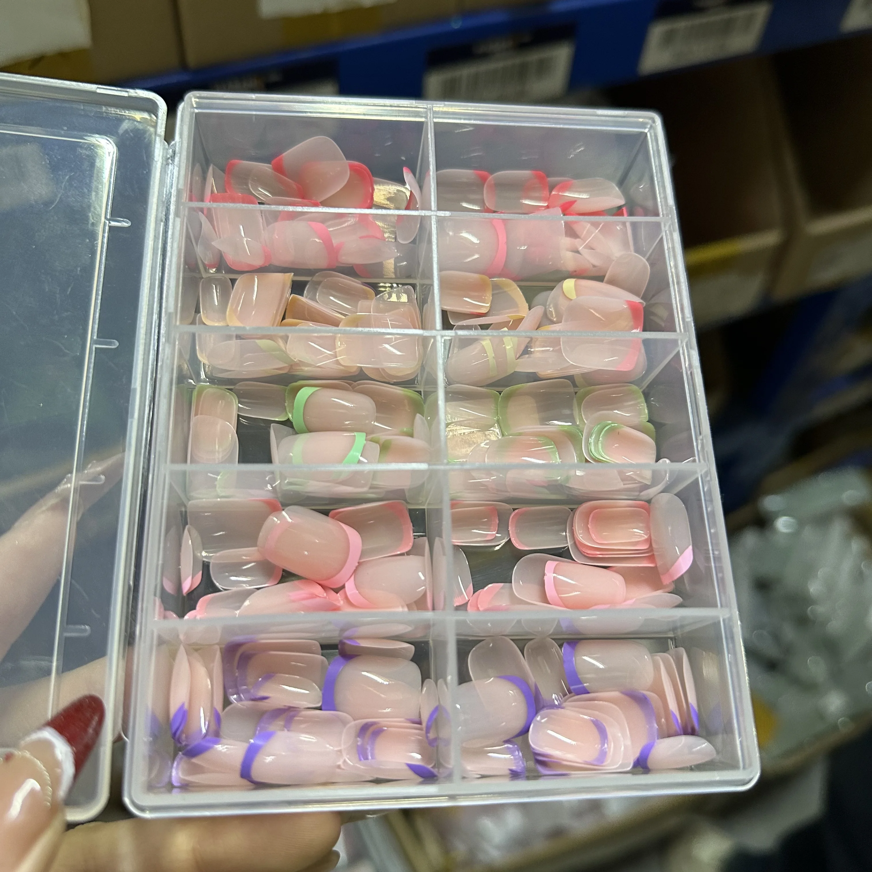 240pcs 손톱에 짧은 사각형 프레스 12 크기 혼합 색상 밝은 파스텔 클래식 프랑스어 팁 거짓 손톱 사전 모양의 소프트 젤 네일