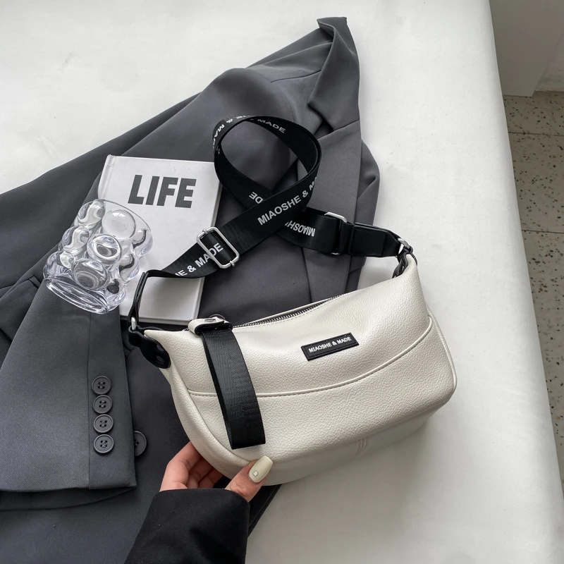 thumbnail image 1 of Bolso de mujer de gran capacidad 2023, bolso cruzado de un solo hombro multifuncional de cuero PU suave, bolso de viaje de ocio para mujer, 1 of 5