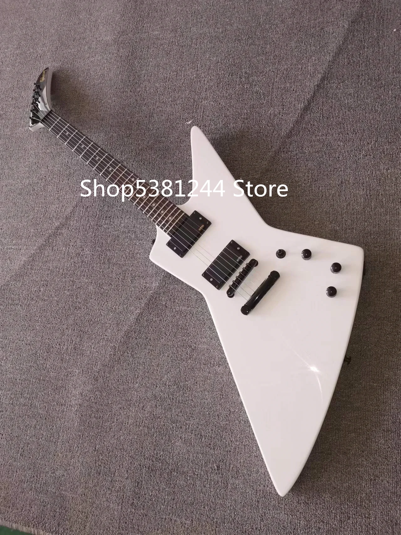 

Free delivery, 6-string electric guitar, goose shaped, white paint, customizable