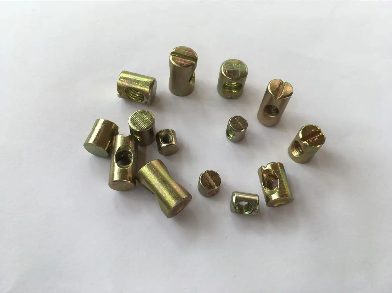 M6 X 10mm Cross Dowel Slotted Metal Barrel Nuts (30pack)