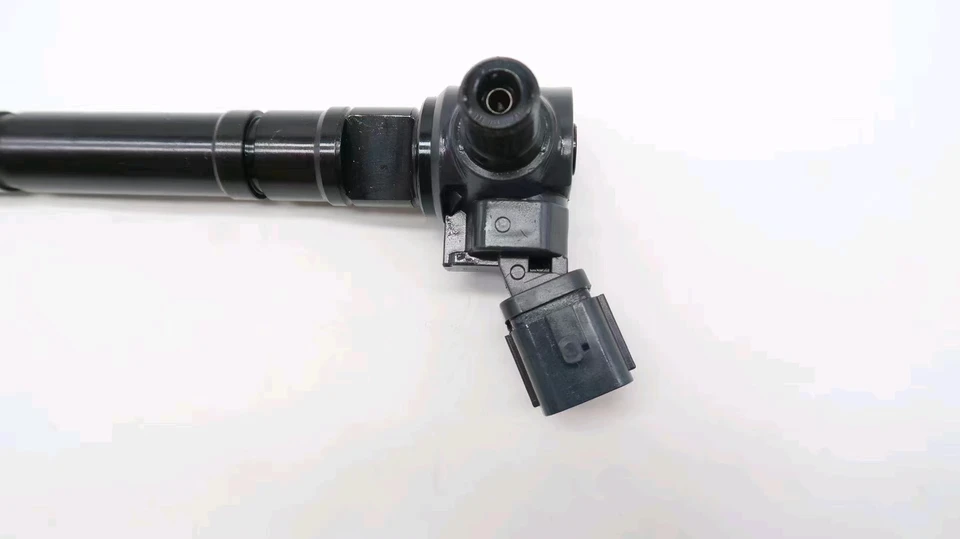 23670-0E060 23670-09470 295700-1130 New Diesel Fuel Injector