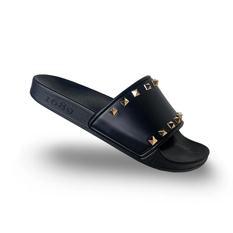 Woman shoes Slippers