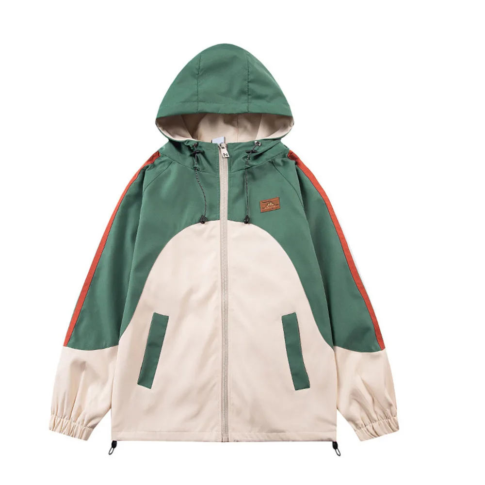 Giacca uomo outdoor stile montagna a contrasto con cappuccio_voghion.com