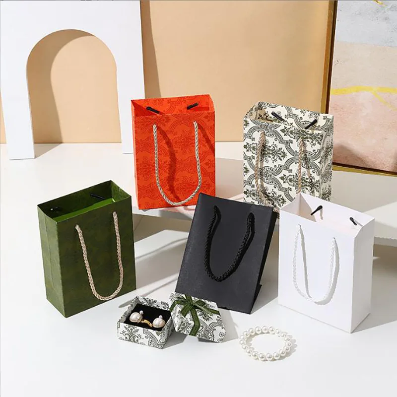 Exquisite Wedding Birthday Decoration Event Party Supplies Small Mini Gift Bag With Handles Paper Bag For Candy Jewelry 50Pc/Lot