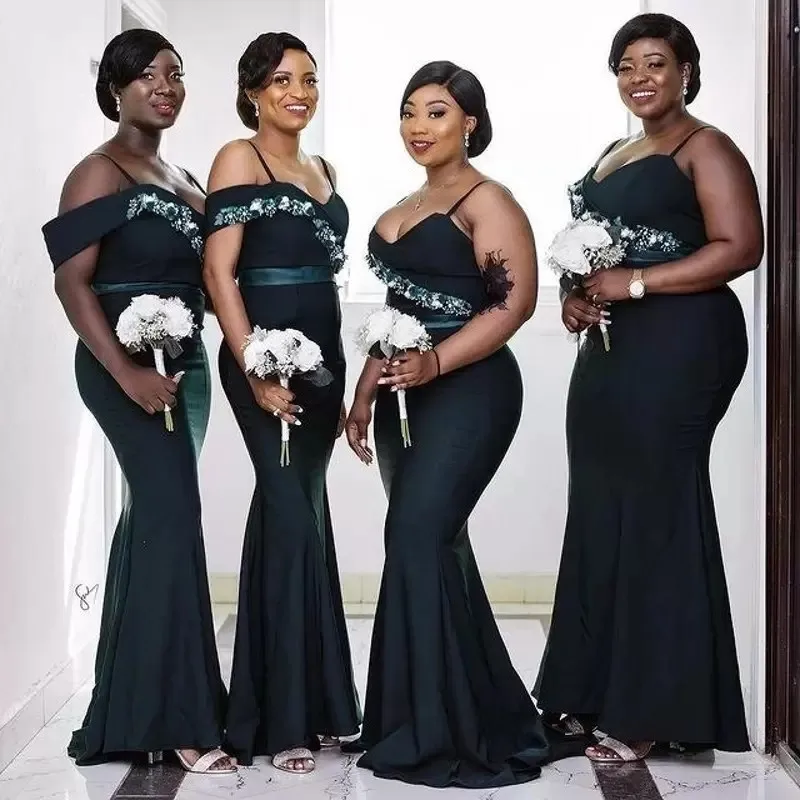 

Aso Ebi Navy Blue Mermaid Bridesmaid Dresses Spaghetti Straps Appliques Plus Size Maid Of Honor Dress Wedding Party Vestidos