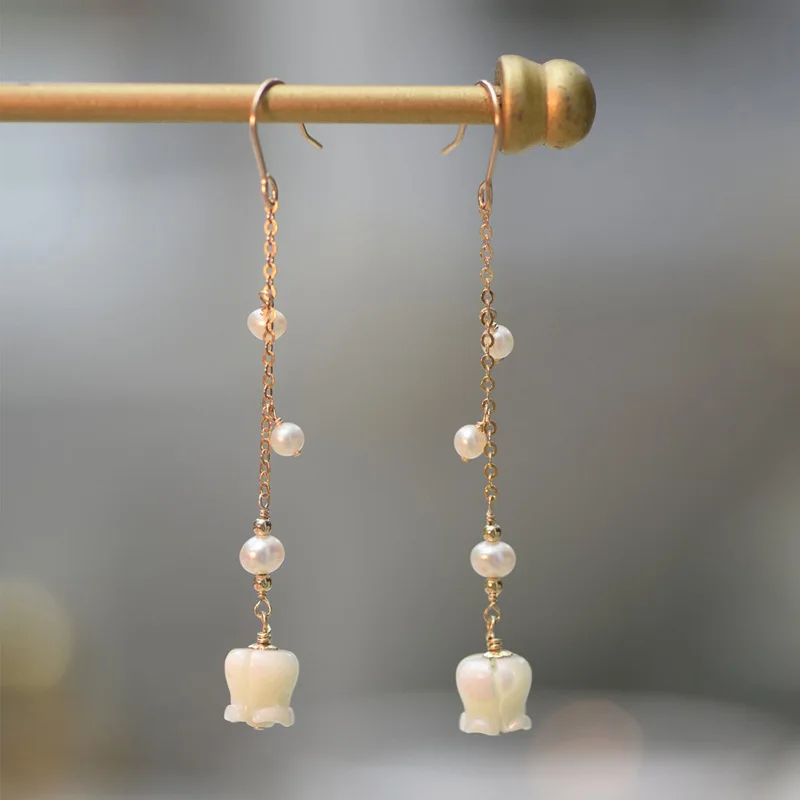 

French Gentle Flower Pearl Earhook 2023 New Trendy Elegant Simple Long Style Tassel Bell Orchid Earrings for Women Retro Jewelry