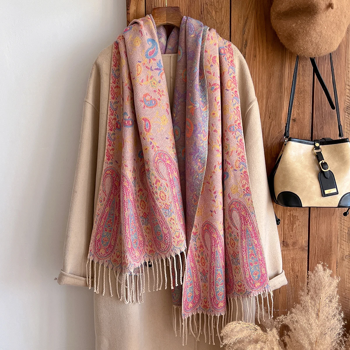 2025 Winter New National Style Tassel Blanket Paisley Design Thick Pashmina Warm Shawl Print Scarf Women Keep Warm Poncho Stoles