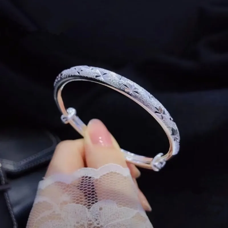 S999 Silver Bangles Ladies Domineering Luxury Car Flower Bracelet Gypsophila Silver Bracelet Valentine's Day Gift Wholesale