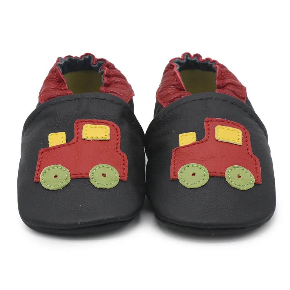 train black outdoor