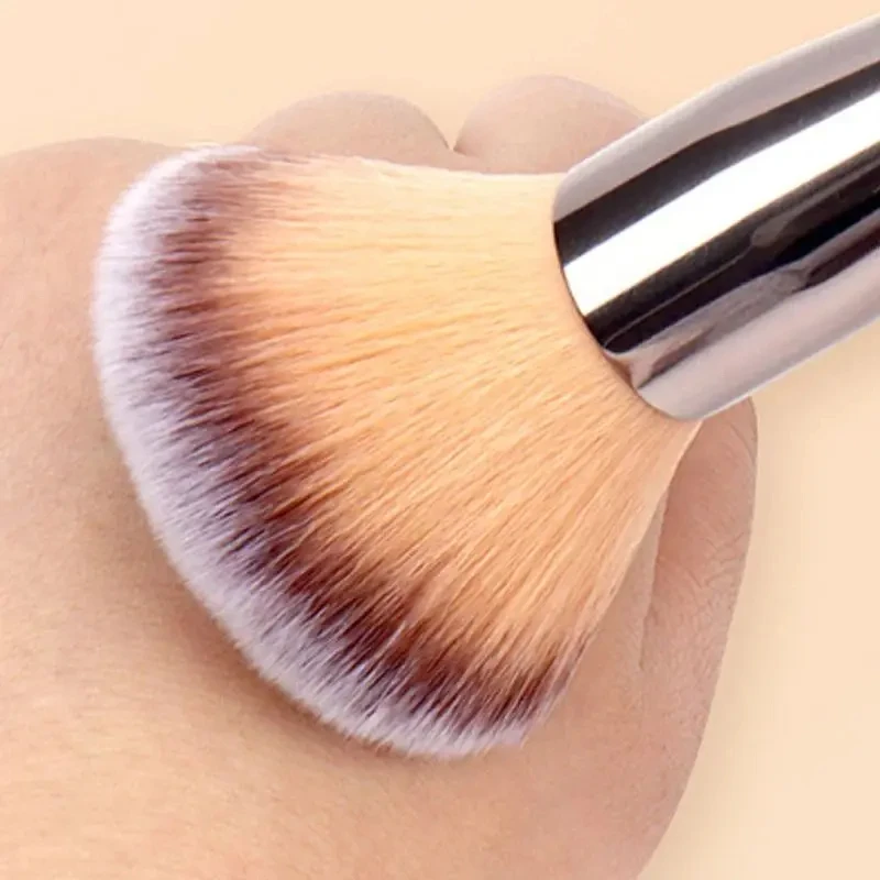 10-Piece Makeup Brush Set Professional Grade Including Foundation Loose Powder Blush Concealer and Eye Shad makeup brushes