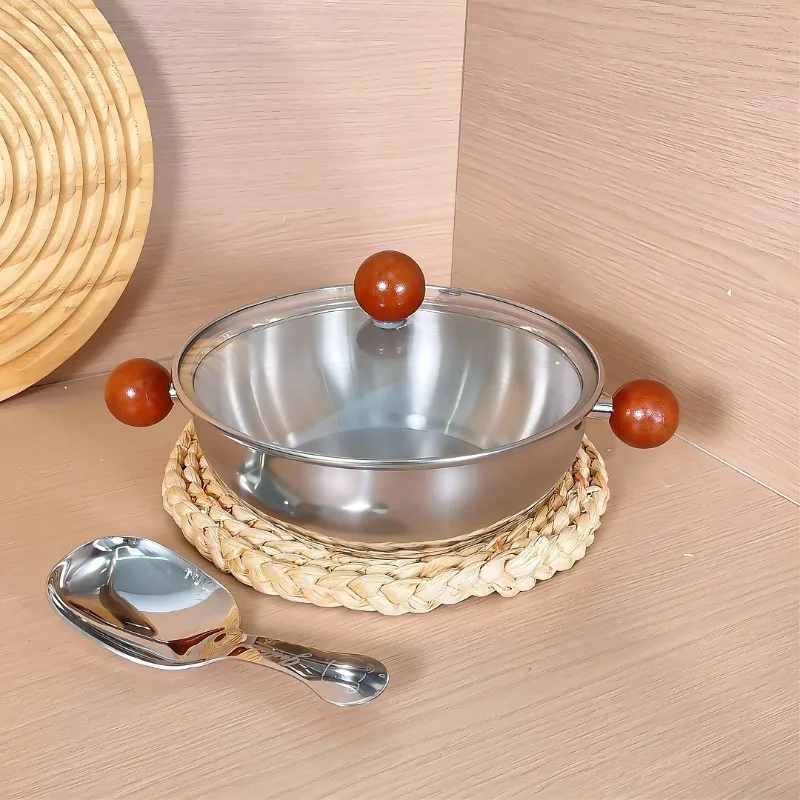 The Tall Looking Double Eared Pot Is Made of 304 Stainless Steel Is Suitable for One Person To Use for Fruit Salad and Yogurt