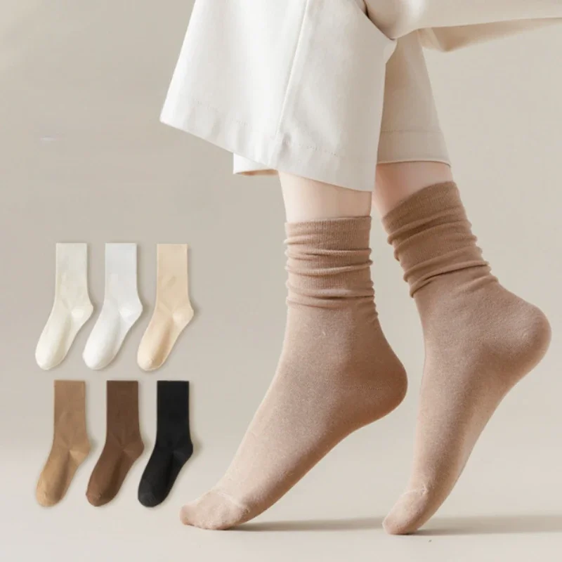 Set of 5 Pairs - Soft Cotton Crew Socks in Classic Solid Colors (Black & White)