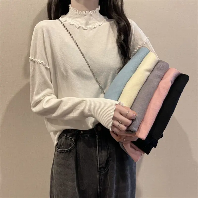 

2023 Autumn/Winter Coat Overlay Top Foreign Style Slim Fit White Ear Edge Half High Collar Knitted Bottom Top
