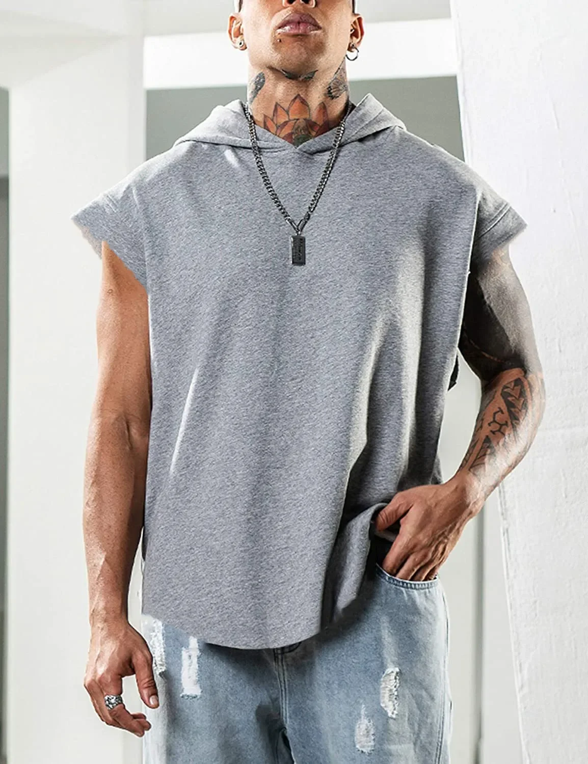 2025 Hooded Solid Color New Men's Casual Pullover Sports Men's T-shirt Sleeveless Men's Waistcoat Loose 3