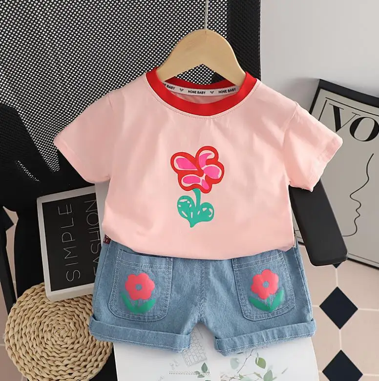 

Summer Outfits for Baby Girl Designer children Printed cute crewneck short-sleeved shirts and denim shorts Toddler kids clothes