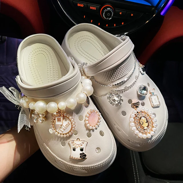 Trendy Rhinestone Croc Charms Designer DIY Quality Women Shoes Charms for JIBS Anime Chain Clogs Buckle Kids boys girls Gifts style 26 ( 11pcs )