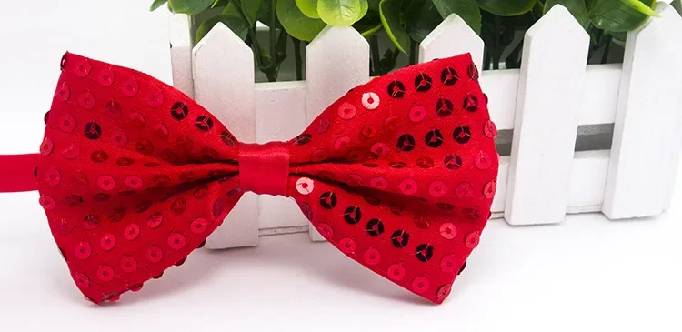 red bow