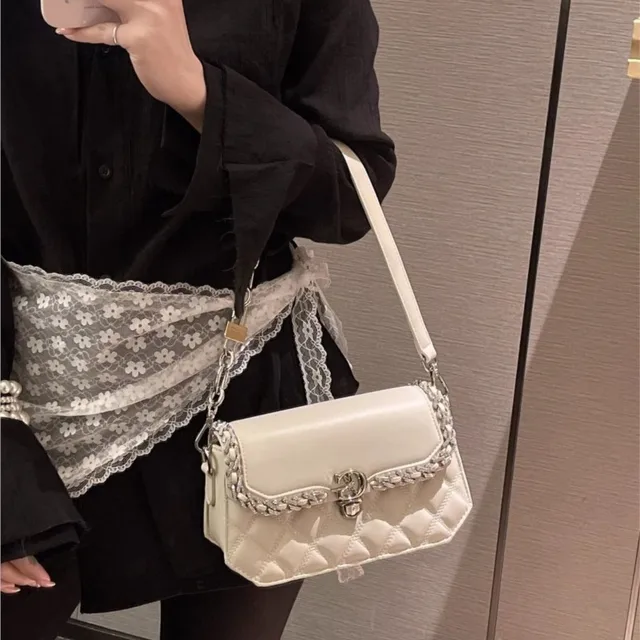 Golden Chain Quilted Bag 5 Golden Chain Quilted Bag 5