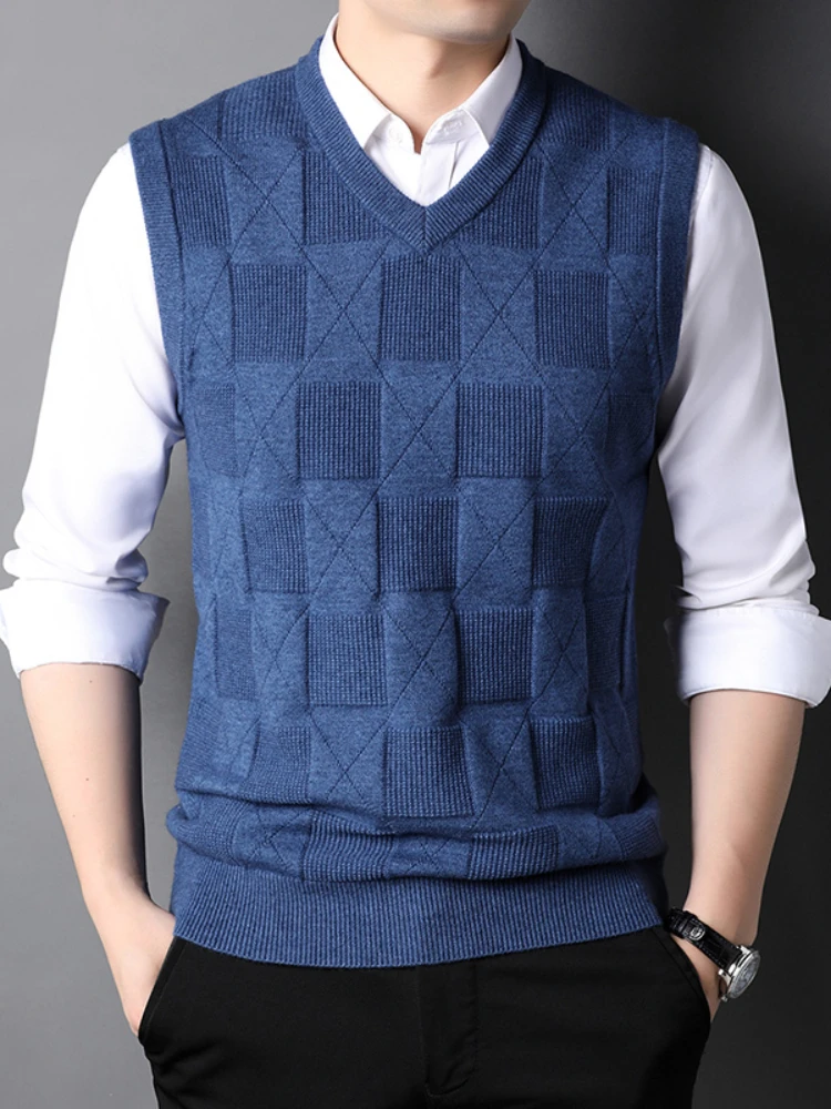 Top Grade New Fashion Jacquard Weave Knit Pullover Sweater Vest Men V-Neck Sleeveless Slim Trendy Casual Mens Clothes