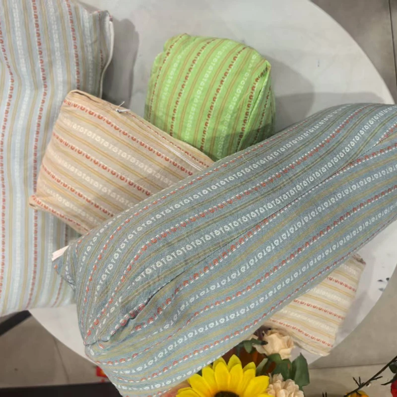 91 Home Textiles Network, the first-hand source of home textiles, looking for Home Textiles (General) Yunxi Pillow Industry 2025 New Cotton Triangle Tartary Buckwheat Neck Pillow Pillow Pillow Core