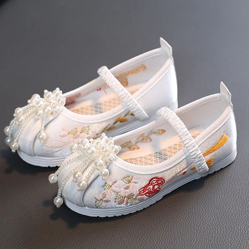 Girls Embroidery Pearl Beaded Dance Shoes Traditional Kids Cloth Shoes Princes Tang Hanfu Ballet Flats For Girls CSH1437