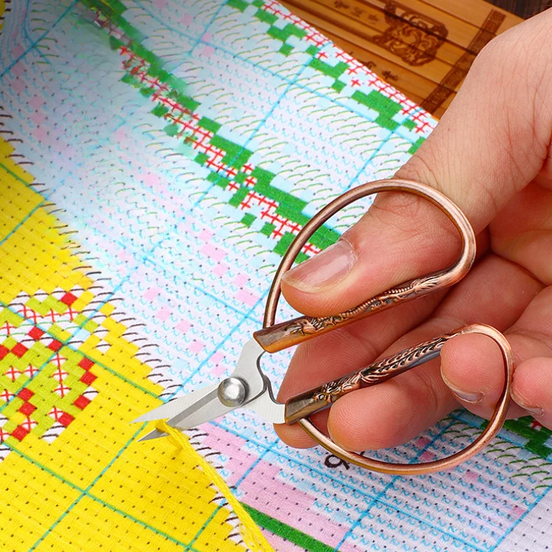 Mini Stainless Steel Sewing Scissors Retro Tailor Thread Embroidery Fabric Needlework Scissor Household Sewing Accessories sewing scissors tailor scissors sewing supplies