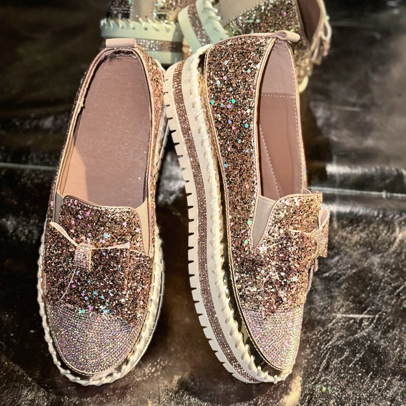Women Sneakers Fashionable Diamonds - Uniqwear