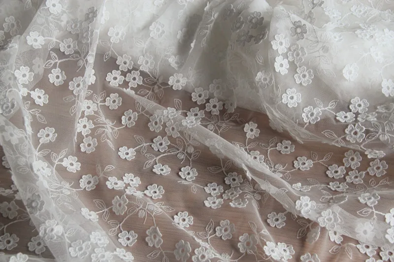 

1 Yard Cotton Embroidery Fabric Soft Mesh Korea Clothing White 3d Flower Gauze Curtain Lace Handmade Fabric Width 130cm