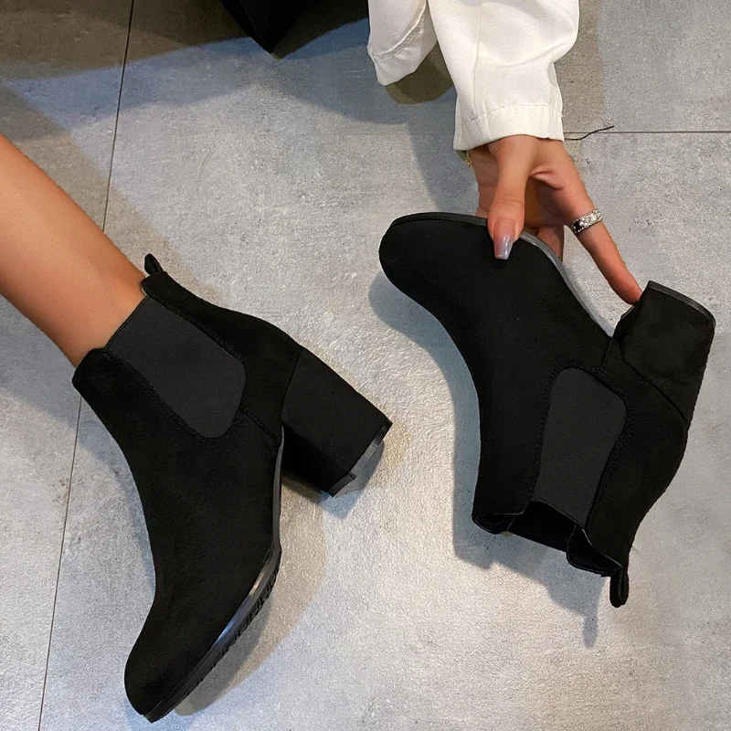 2024 스웨이드 포인티드 토 하이탑 부츠, 스퀘어 하이힐, 가을 겨울 캐주얼 앵클 부츠, 여성 플랫폼 힐  Best Top5