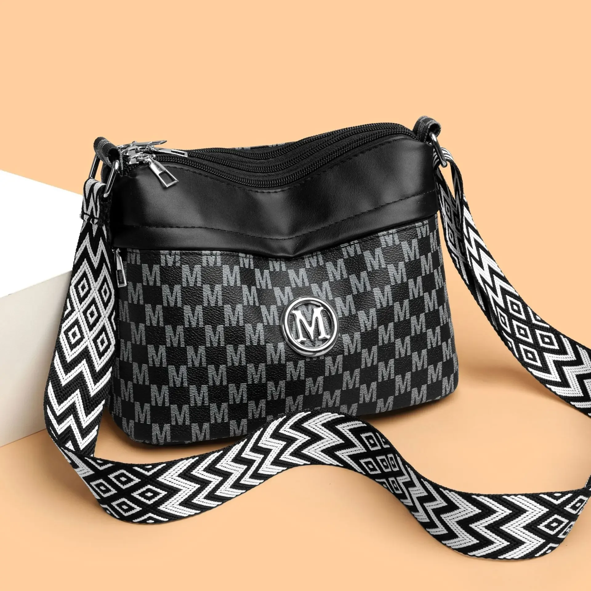 Classic Letter Patchwork Design Stylish Crossbody Bag Printed Three Layer Zipper Leather Shoulder Bag for Daily Use Work Outdoor