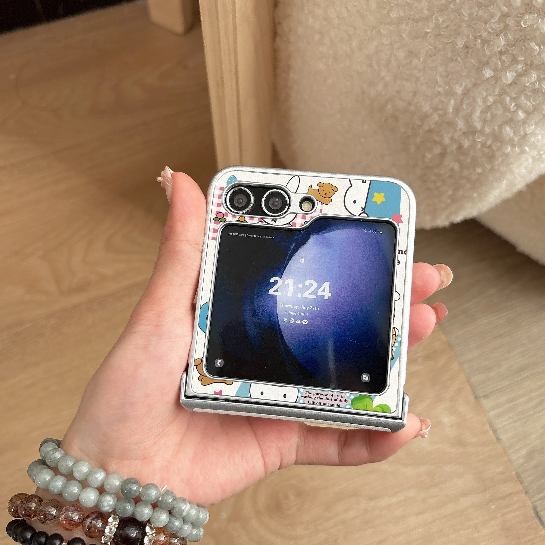 Adorable Kawaii Miffy Bunny Good Luck Print Flip Phone Case - Cute Cartoon Style Shockproof Cover