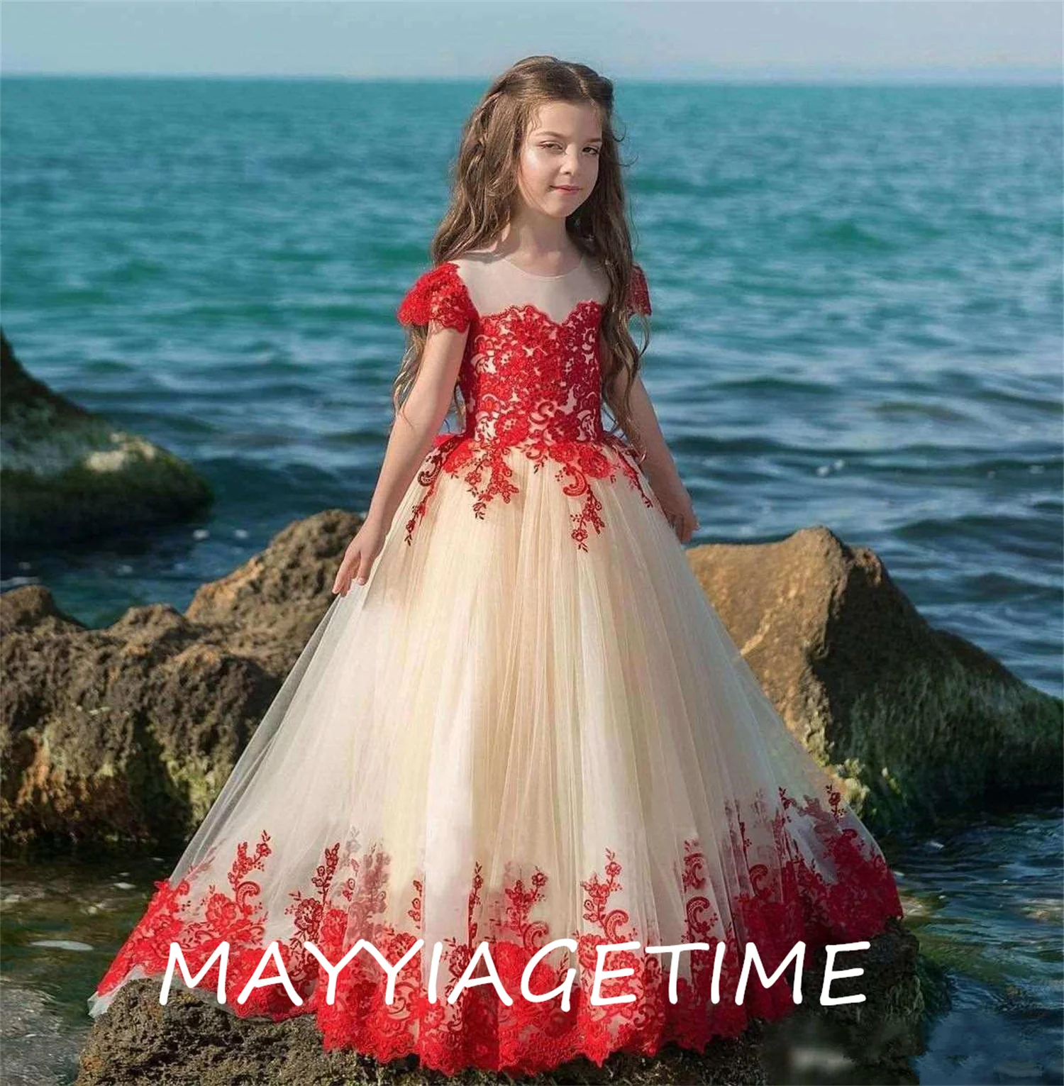 

Flower Girls Dress Lace Appliques Tulle Floor Length Backless First Communion fluffy party Dresses