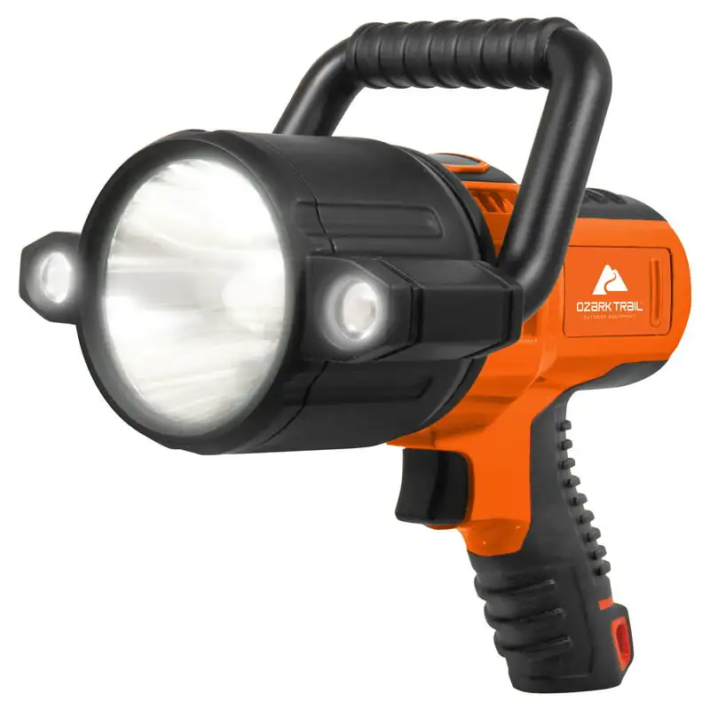 

LED 750 Lumens Flashlight