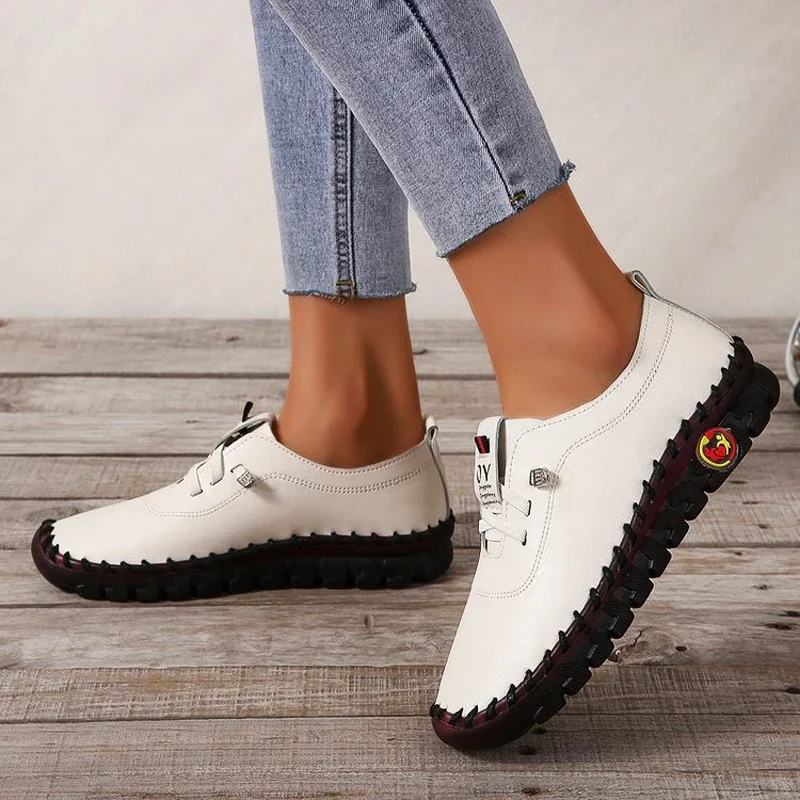 Women Sneakers Women Large Size 35-43 Yard PU Leather Sports Shoes Running Shoes Flat Bottom Elastic Straps