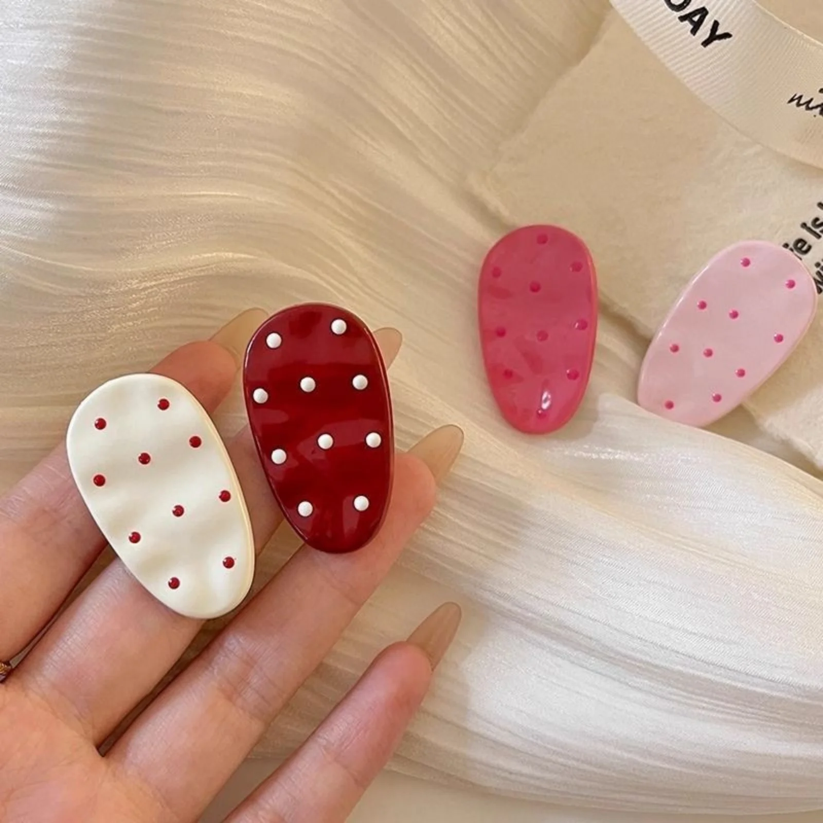 2PCS Cute Polka Dot Hair Clips Set, Colorful Oval Hairpins, Sweet Hair Accessories for Girls, Perfect for Daily Hairstyling