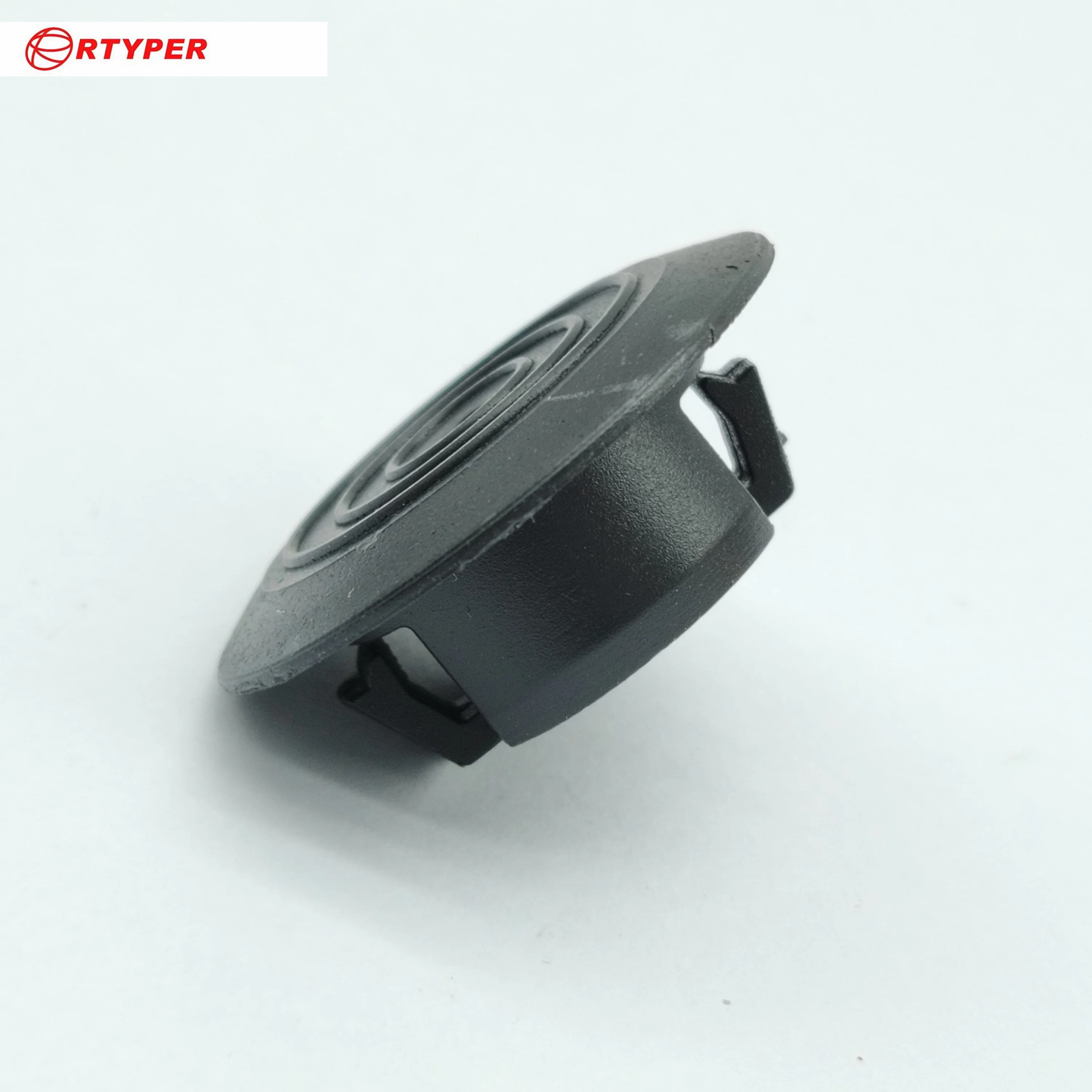 Autobahn88 Confezione Da 20 Clip Per Stampaggio A Bilanciere, Compatibili Con GM E Toyota. Riferimenti OEM: 88970495, 88973654, 7692452021. Materiale Nylon.