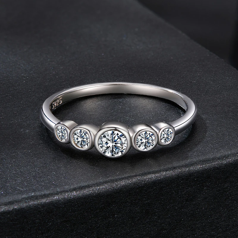 Bamoer U Bezel Moissanite Ring Round Cut 5 Stones Lab Diamond for Woman 925 Sterling Silver Original Sparkling Gift D Color VVS1 6