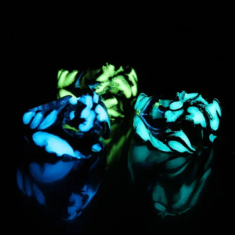 Stile moda 2025 Stile moda 2024 Drago a forma di luminoso gotico regolabile da uomo in acciaio inossidabile, gioielli unici per ragazzi, Halloween retrò_voghion.com
