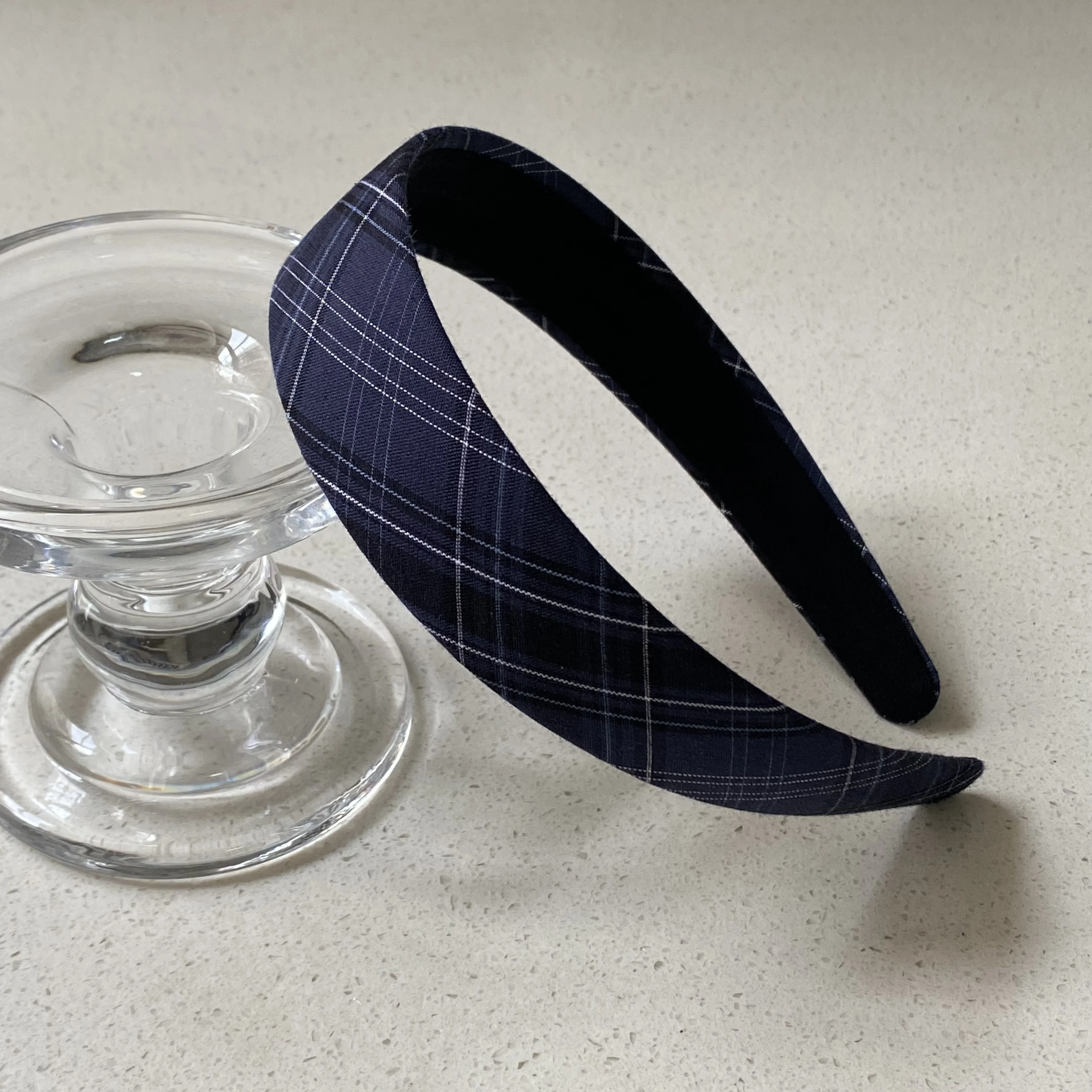 1PC Navy Blue Plaid Hair Headbands With Heart Decor, Stylish Hair Accessories For Women, Cute Hairbands For Daily And Party Wear