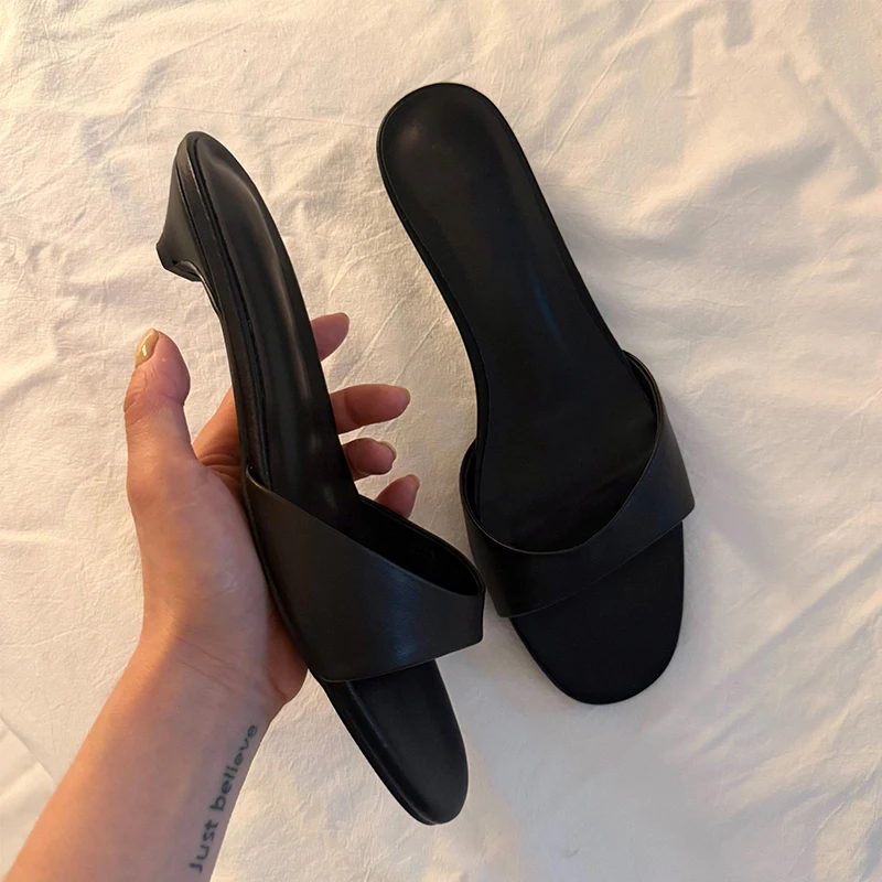 Women Flats Slippers Designer Sandals Beach Shoes Woman New Open Toe Flip Flops Casual Sport Shoes Comfort Slides Mujer Zapatos