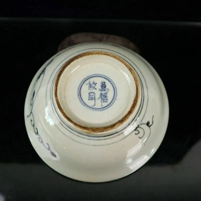 Chinese Old Porcelain Blue And white Floral Pattern plates 6