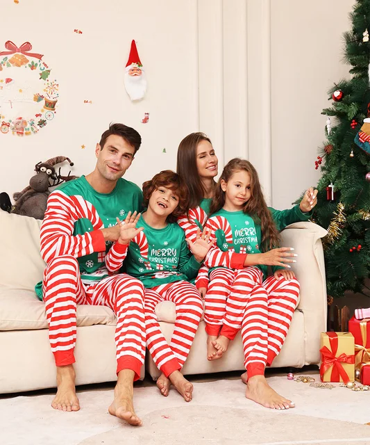 Pyjama De Noël Familial Assorti - Combinaison Confortable - Père Noël - Renne - Pyjama De Vacances Pour Femme Et Homme - Motif Graphique Décontracté - Pyjama Assorti - Grenouillère - Vêtements De Nuit