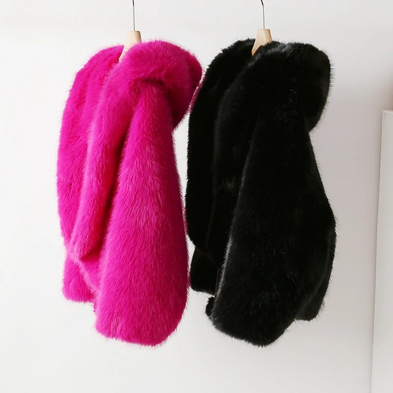 Brand Runway Fashion Iconic Hooded Batwing Faux Fur Coat Women Chic Winter Hailey Bieber Shaggy Overcoat Fox Fur Jacket